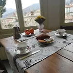 Maison d'hôtes Residenza Santa Valeria Caglio
