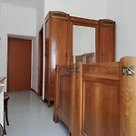 Residenza Santa Valeria Maison d'hôtes Caglio